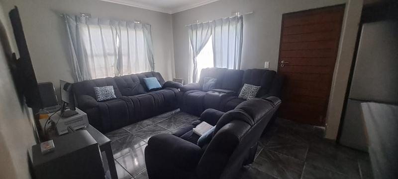 To Let 3 Bedroom Property for Rent in Witpoortjie Gauteng