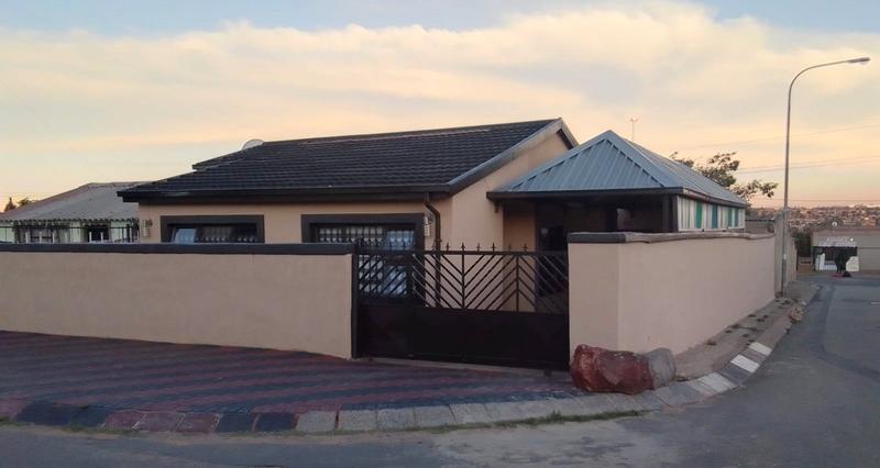 3 Bedroom Property for Sale in Meadowlands Gauteng