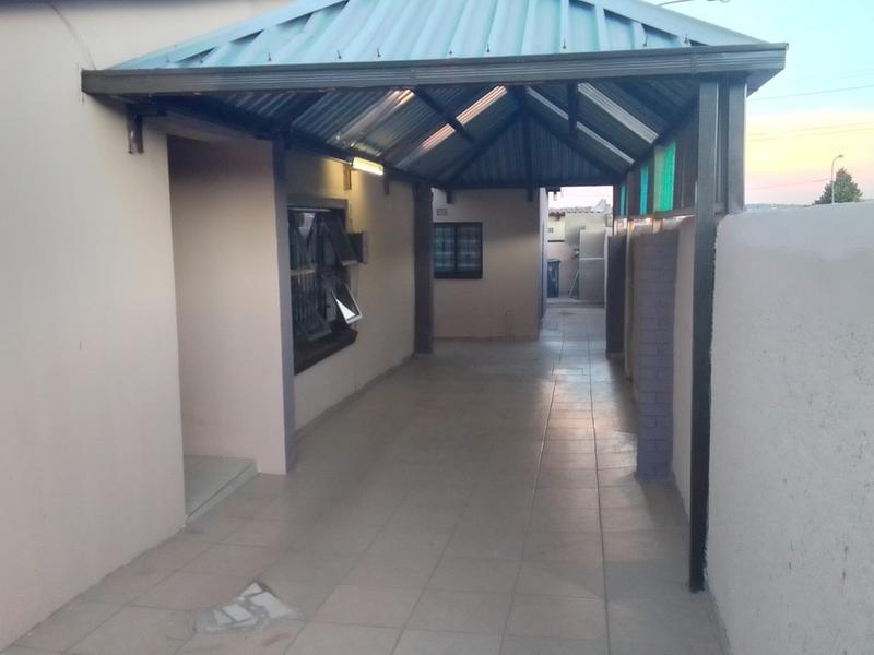 3 Bedroom Property for Sale in Meadowlands Gauteng