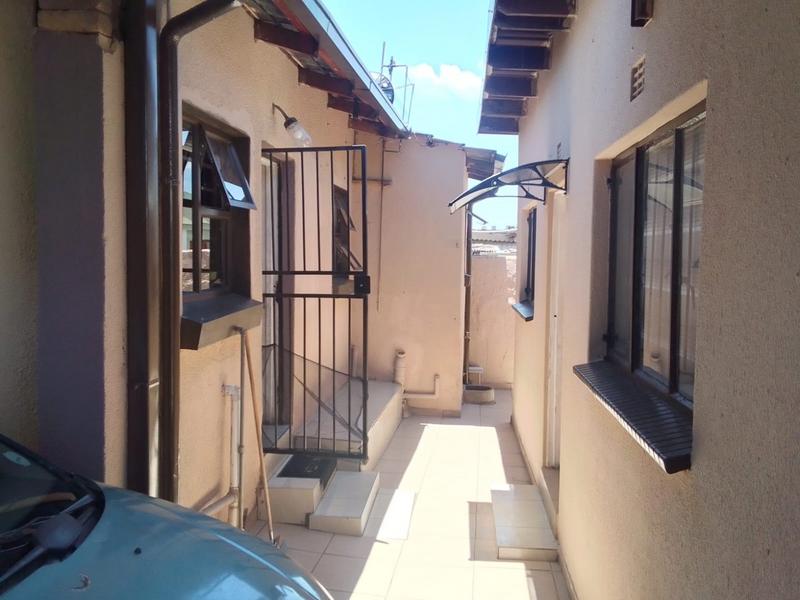 3 Bedroom Property for Sale in Meadowlands Gauteng