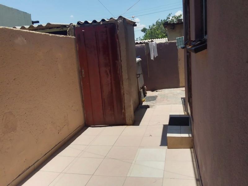 3 Bedroom Property for Sale in Meadowlands Gauteng