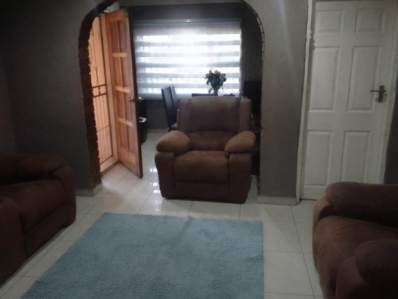 3 Bedroom Property for Sale in Meadowlands Gauteng