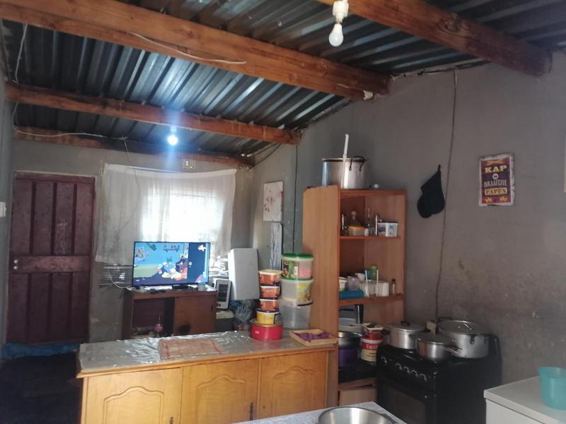 2 Bedroom Property for Sale in Zonkezizwe Gauteng