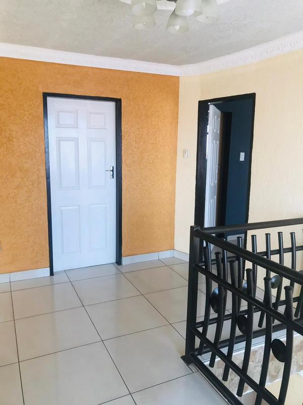 4 Bedroom Property for Sale in Klipspruit Gauteng