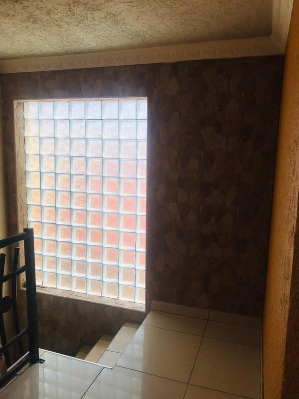 4 Bedroom Property for Sale in Klipspruit Gauteng