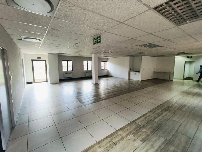 To Let commercial Property for Rent in Constantia Kloof Gauteng