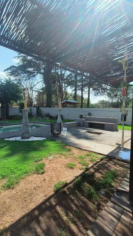 4 Bedroom Property for Sale in Strubenvale Gauteng