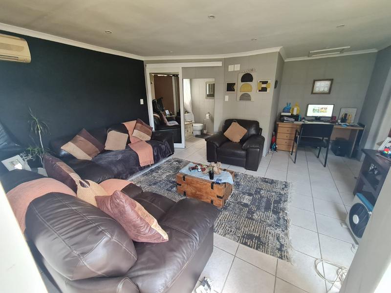 4 Bedroom Property for Sale in Strubenvale Gauteng