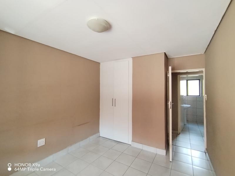 To Let 2 Bedroom Property for Rent in Germiston Central Gauteng