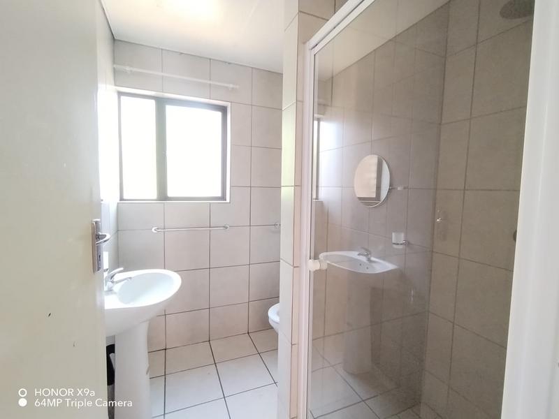 To Let 2 Bedroom Property for Rent in Germiston Central Gauteng