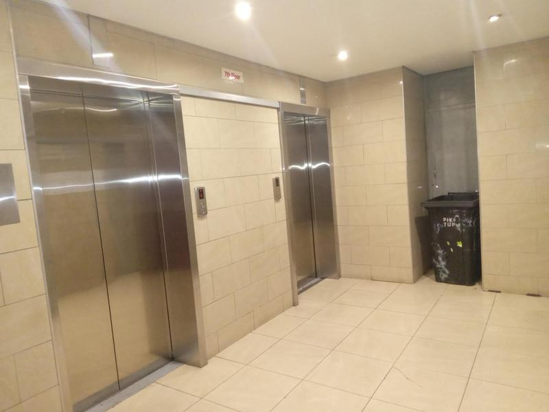 To Let 2 Bedroom Property for Rent in Braamfontein Gauteng