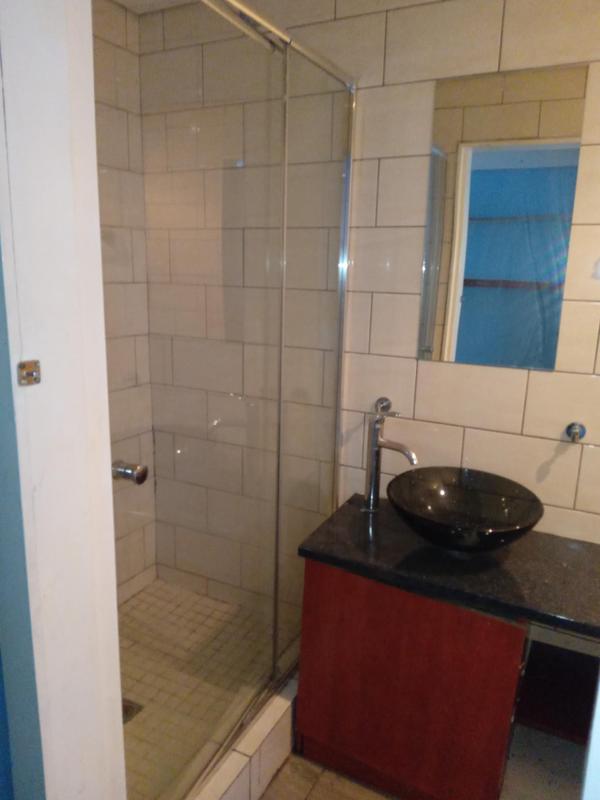 To Let 2 Bedroom Property for Rent in Braamfontein Gauteng