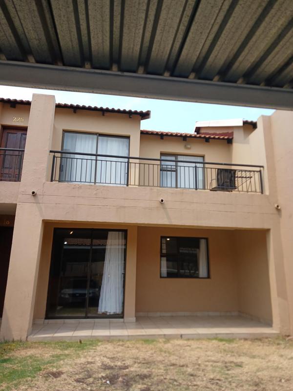 To Let 2 Bedroom Property for Rent in Noordhang Gauteng