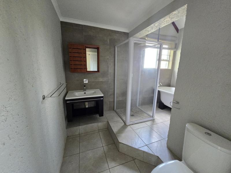 To Let 2 Bedroom Property for Rent in Weltevreden Park Gauteng