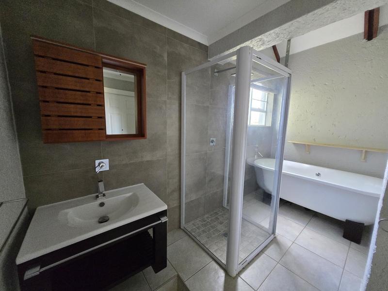 To Let 2 Bedroom Property for Rent in Weltevreden Park Gauteng