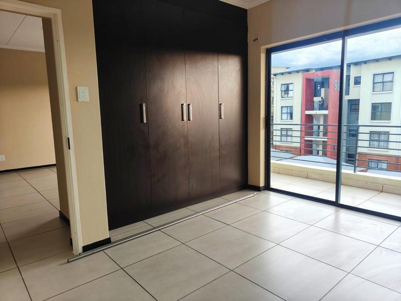 To Let 2 Bedroom Property for Rent in Fourways Gauteng