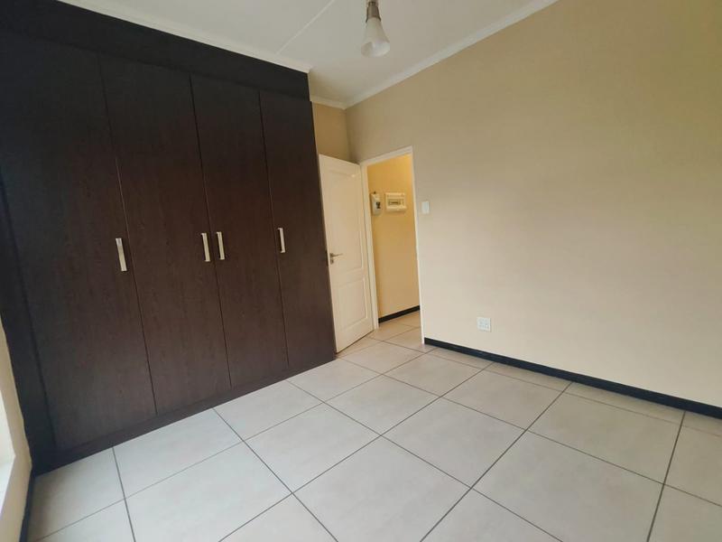 To Let 2 Bedroom Property for Rent in Fourways Gauteng