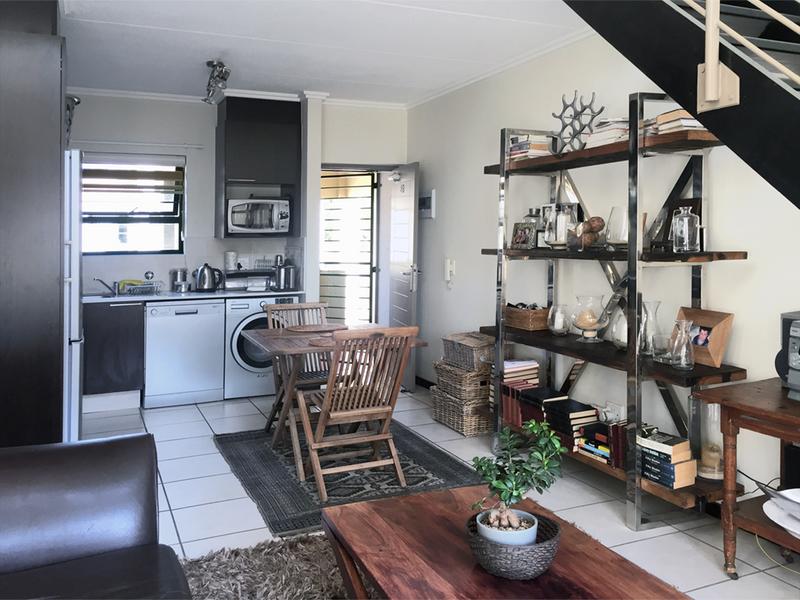 To Let 1 Bedroom Property for Rent in Douglasdale Gauteng