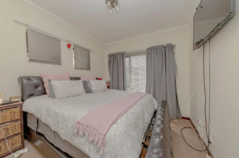 To Let 2 Bedroom Property for Rent in Paulshof Gauteng