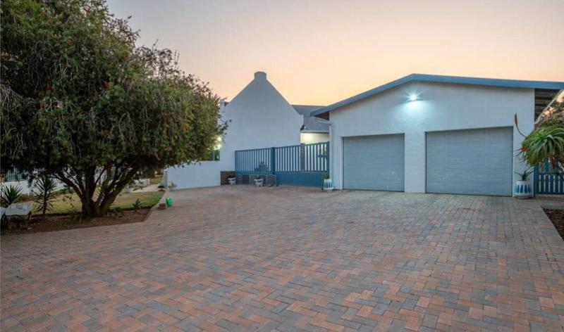 4 Bedroom Property for Sale in Lambton Gauteng