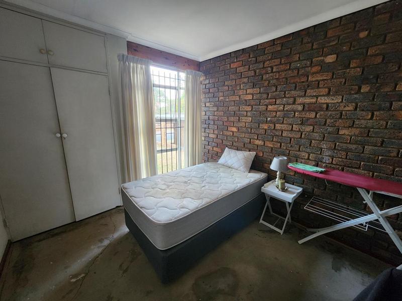 5 Bedroom Property for Sale in Wingate Park Gauteng