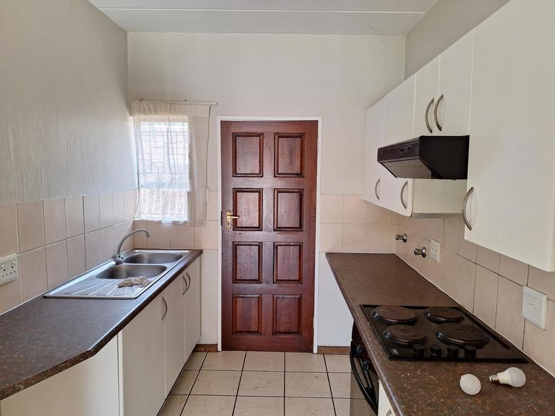 To Let 2 Bedroom Property for Rent in Blackheath Gauteng