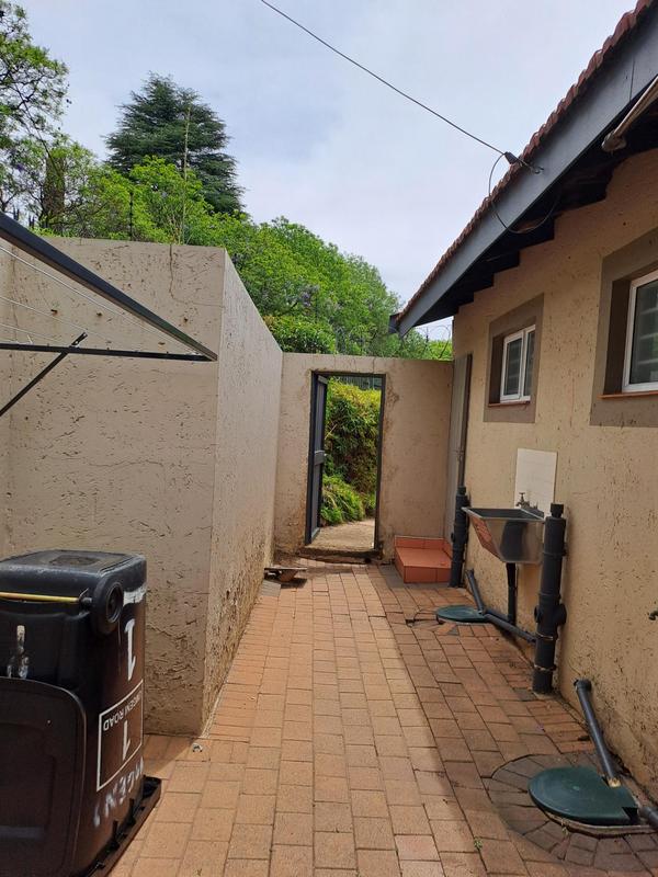 To Let 3 Bedroom Property for Rent in Emmarentia Gauteng