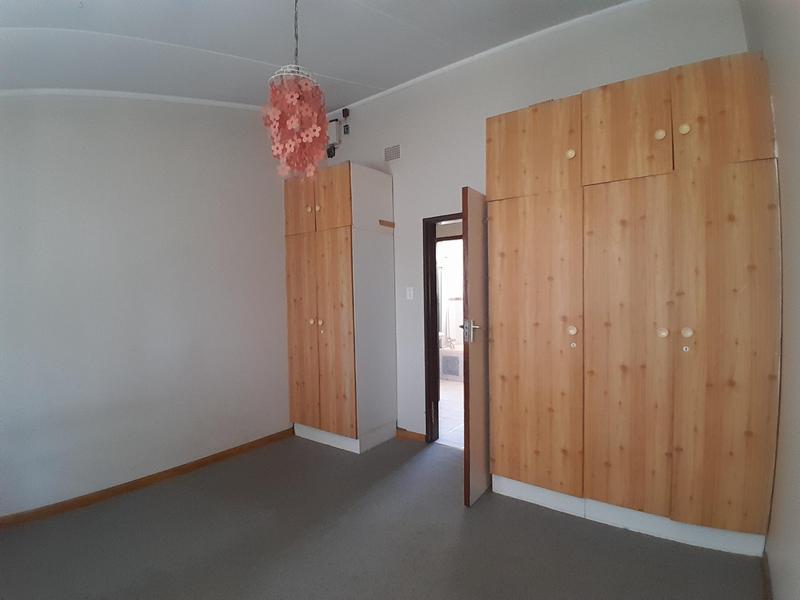 To Let 4 Bedroom Property for Rent in Valhalla Gauteng