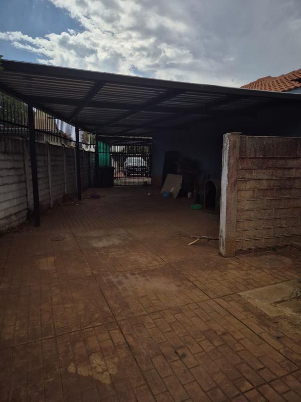 3 Bedroom Property for Sale in Valhalla Gauteng