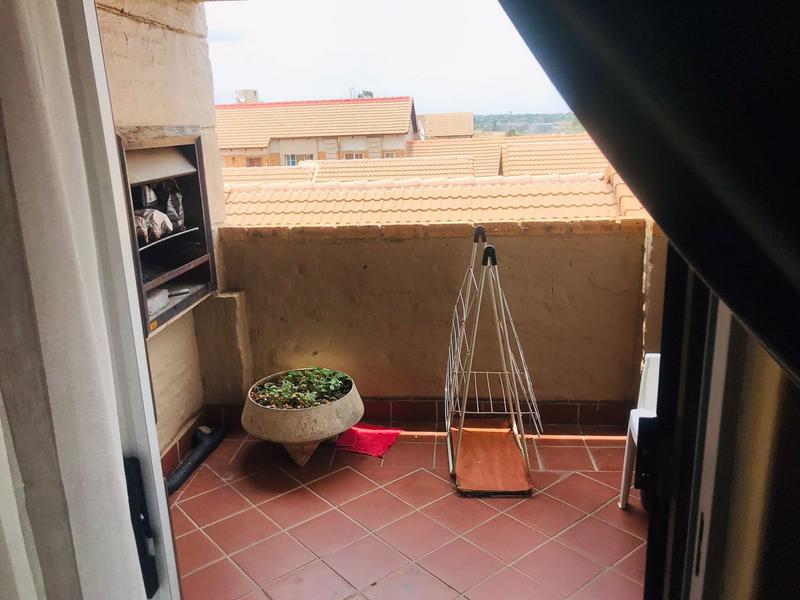 2 Bedroom Property for Sale in Carlswald Gauteng