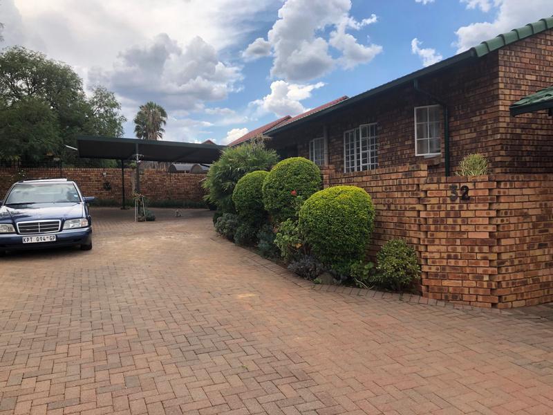 3 Bedroom Property for Sale in Hennopspark Gauteng