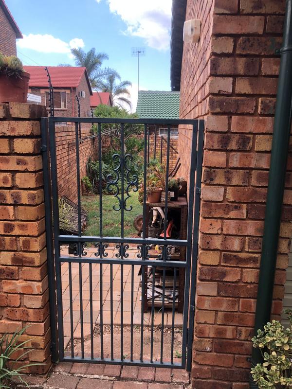 3 Bedroom Property for Sale in Hennopspark Gauteng