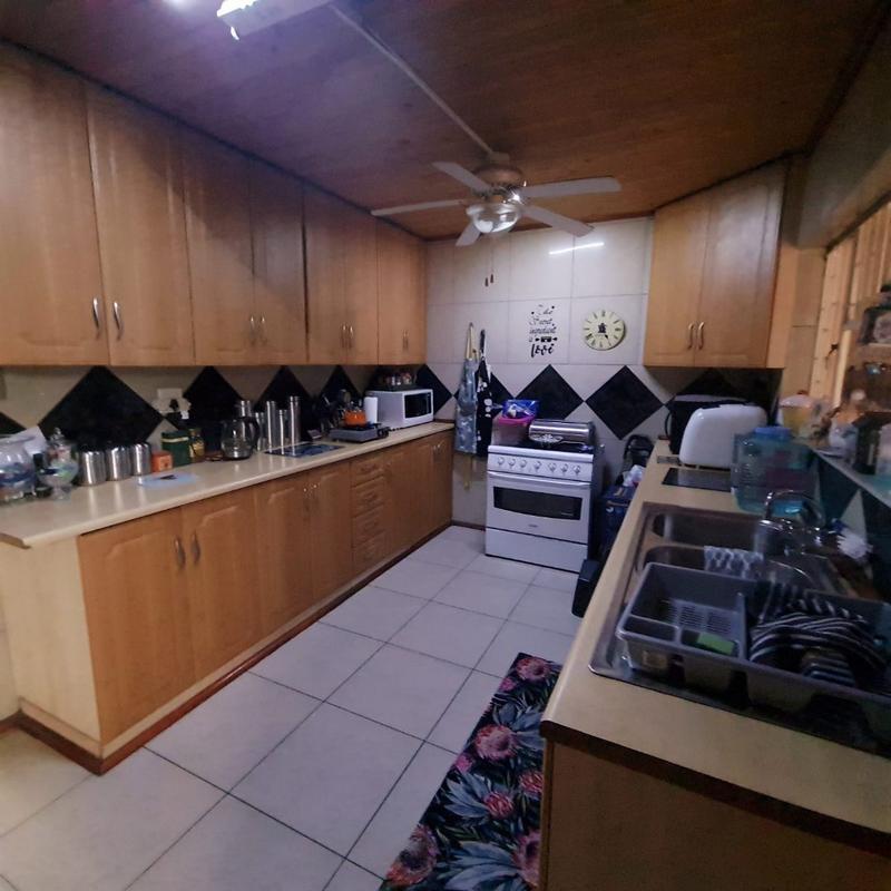 1 Bedroom Property for Sale in Vanderbijlpark SE 6 Gauteng