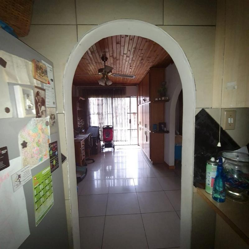 1 Bedroom Property for Sale in Vanderbijlpark SE 6 Gauteng