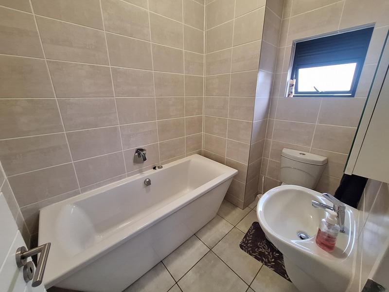 2 Bedroom Property for Sale in Linbro Park Gauteng