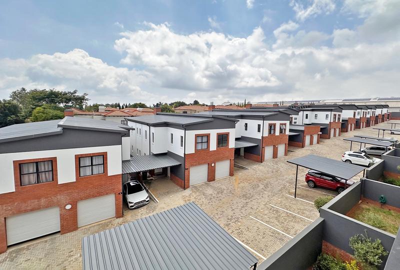 2 Bedroom Property for Sale in Bryanston Gauteng