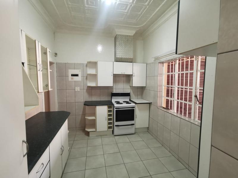 To Let 2 Bedroom Property for Rent in Strubenvale Gauteng