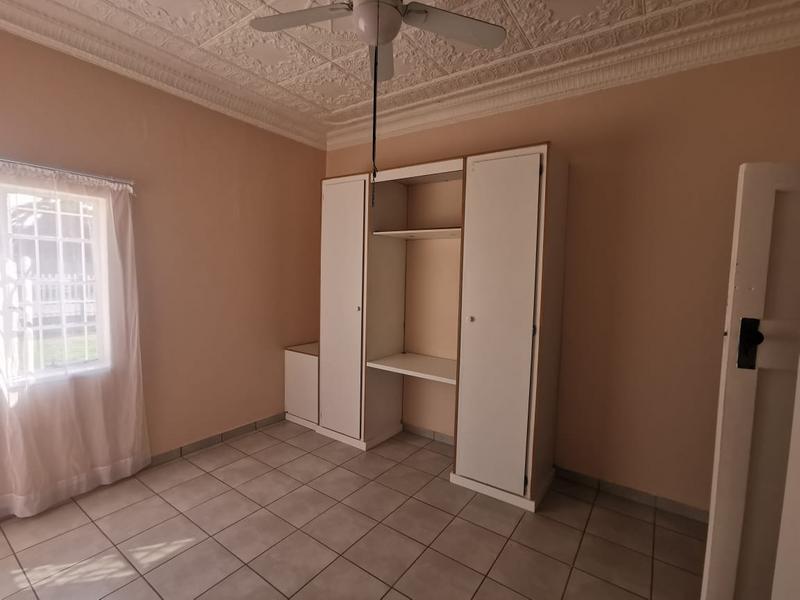 To Let 2 Bedroom Property for Rent in Strubenvale Gauteng