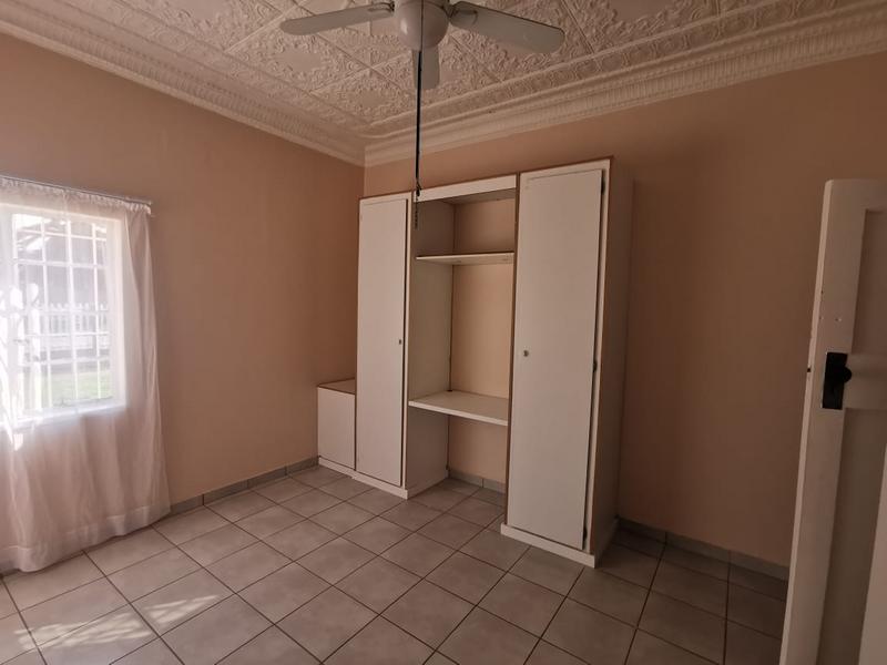 To Let 2 Bedroom Property for Rent in Strubenvale Gauteng