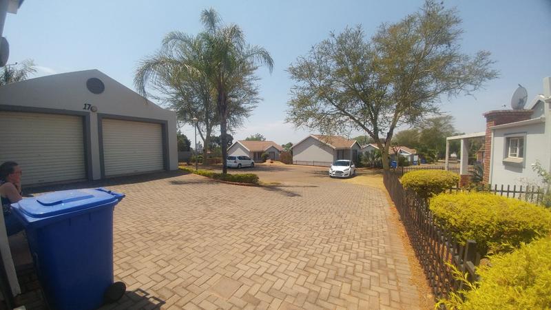 2 Bedroom Property for Sale in Amandasig Gauteng