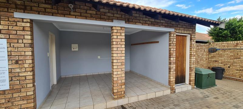 3 Bedroom Property for Sale in Annlin Gauteng