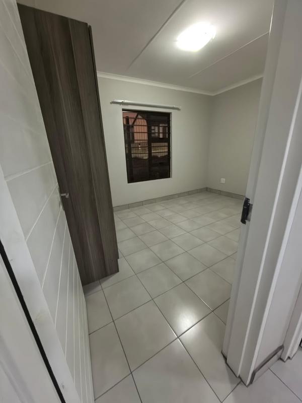 To Let 2 Bedroom Property for Rent in Kya Sands Gauteng