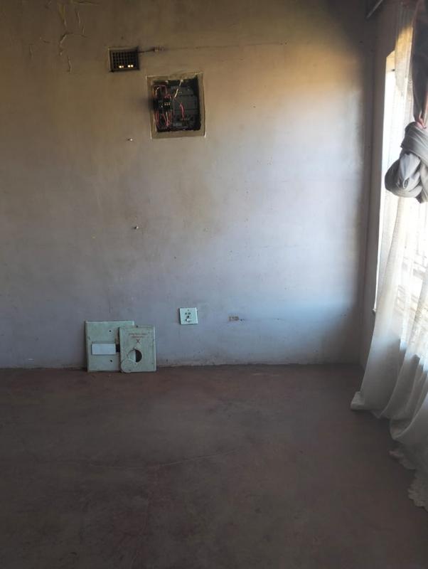 2 Bedroom Property for Sale in Twala Gauteng