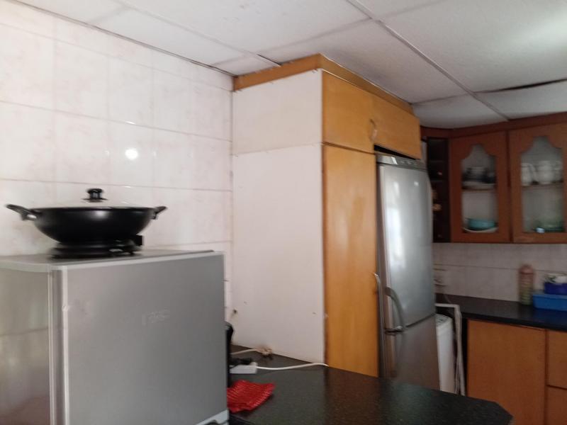 1 Bedroom Property for Sale in Zonkezizwe Gauteng