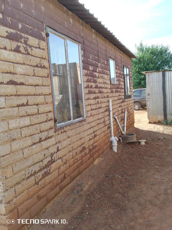 2 Bedroom Property for Sale in Tshepisong Gauteng