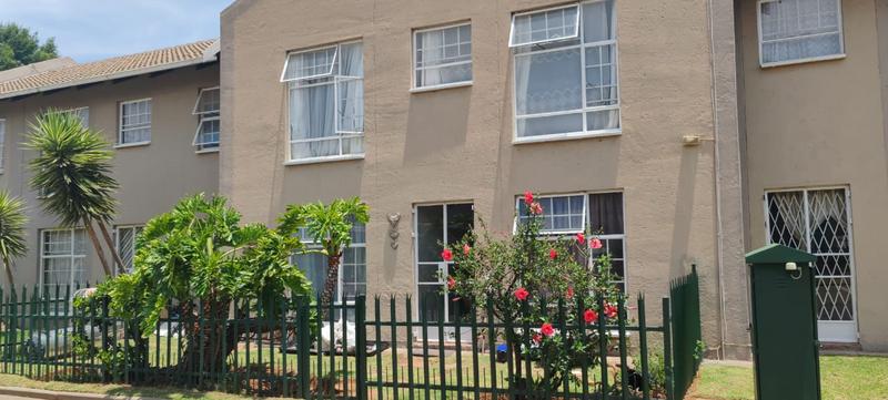 3 Bedroom Property for Sale in Ravenswood Gauteng