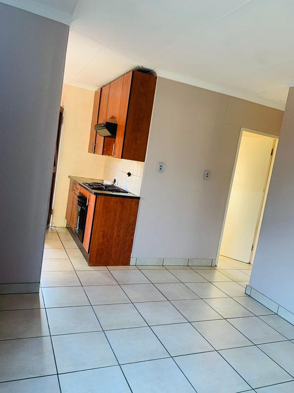 2 Bedroom Property for Sale in Bramley Gardens Gauteng