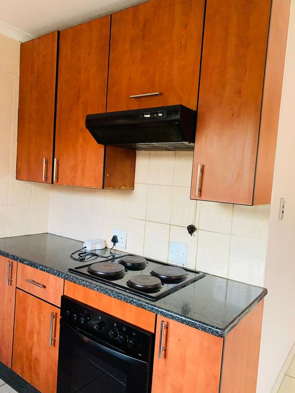 2 Bedroom Property for Sale in Bramley Gardens Gauteng