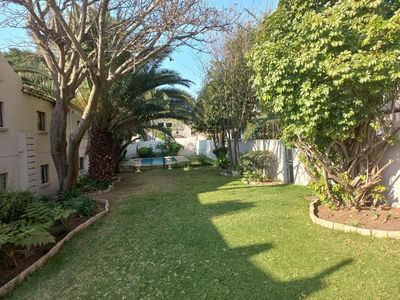 1 Bedroom Property for Sale in Sandton Central Gauteng