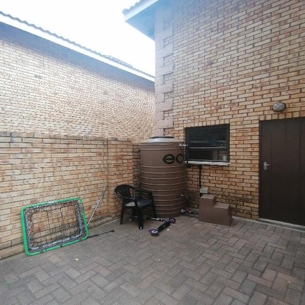 To Let 3 Bedroom Property for Rent in Honeydew Manor Gauteng